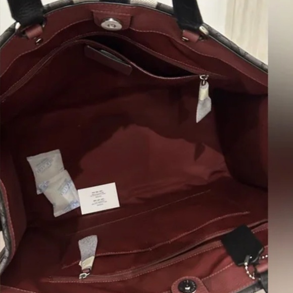 Coach Dempsey Tote 40 In Signature Jacquard - Picture 7 of 7